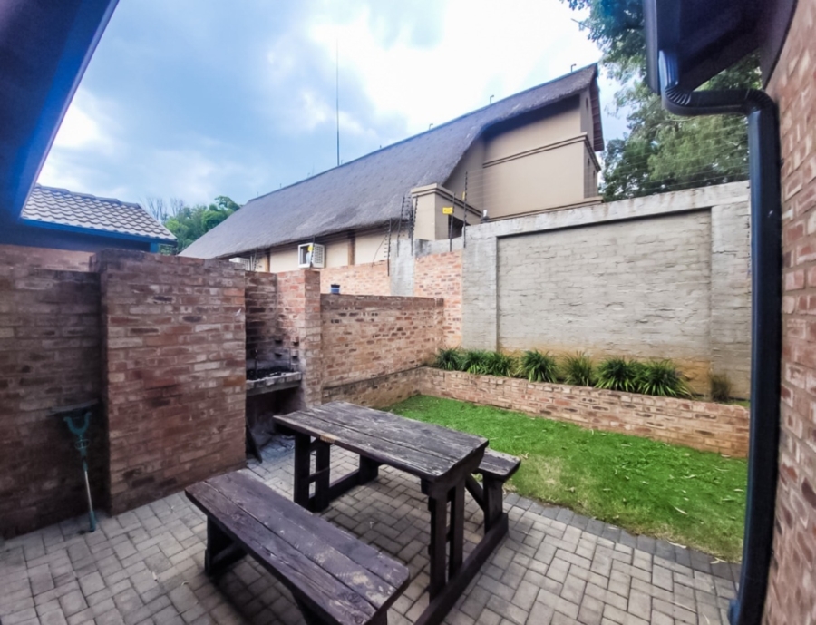 2 Bedroom Property for Sale in Van Der Hoff Park North West